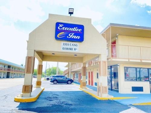 Executive Inn Kingsville Exterior photo